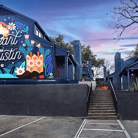 Heart Of Austin Hideaway Hotel Exterior photo