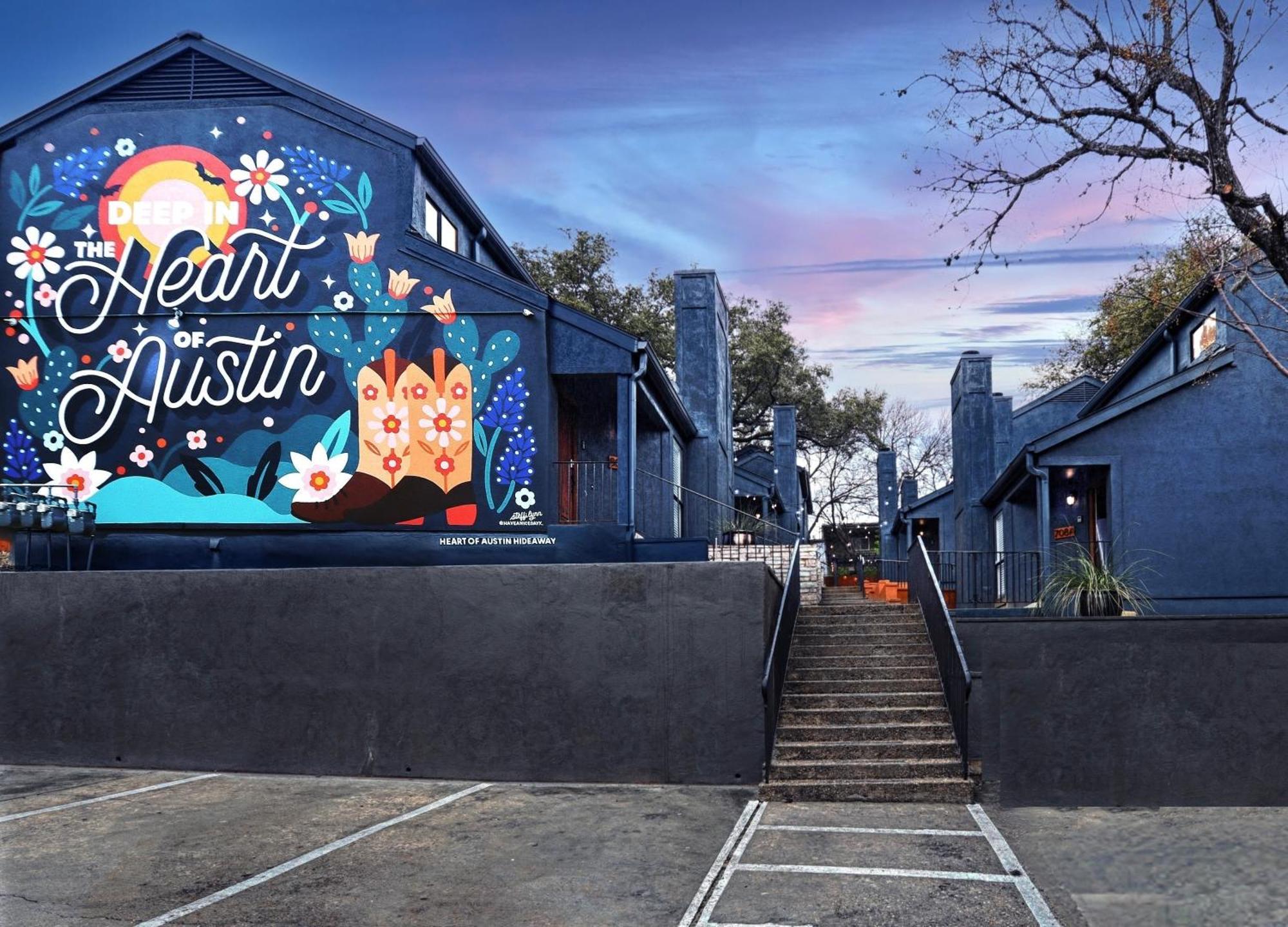 Heart Of Austin Hideaway Hotel Exterior photo